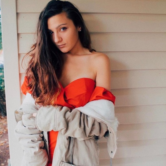 Red Forever21 Off Shoulder Ruffles Dress - Picture 5 of 6